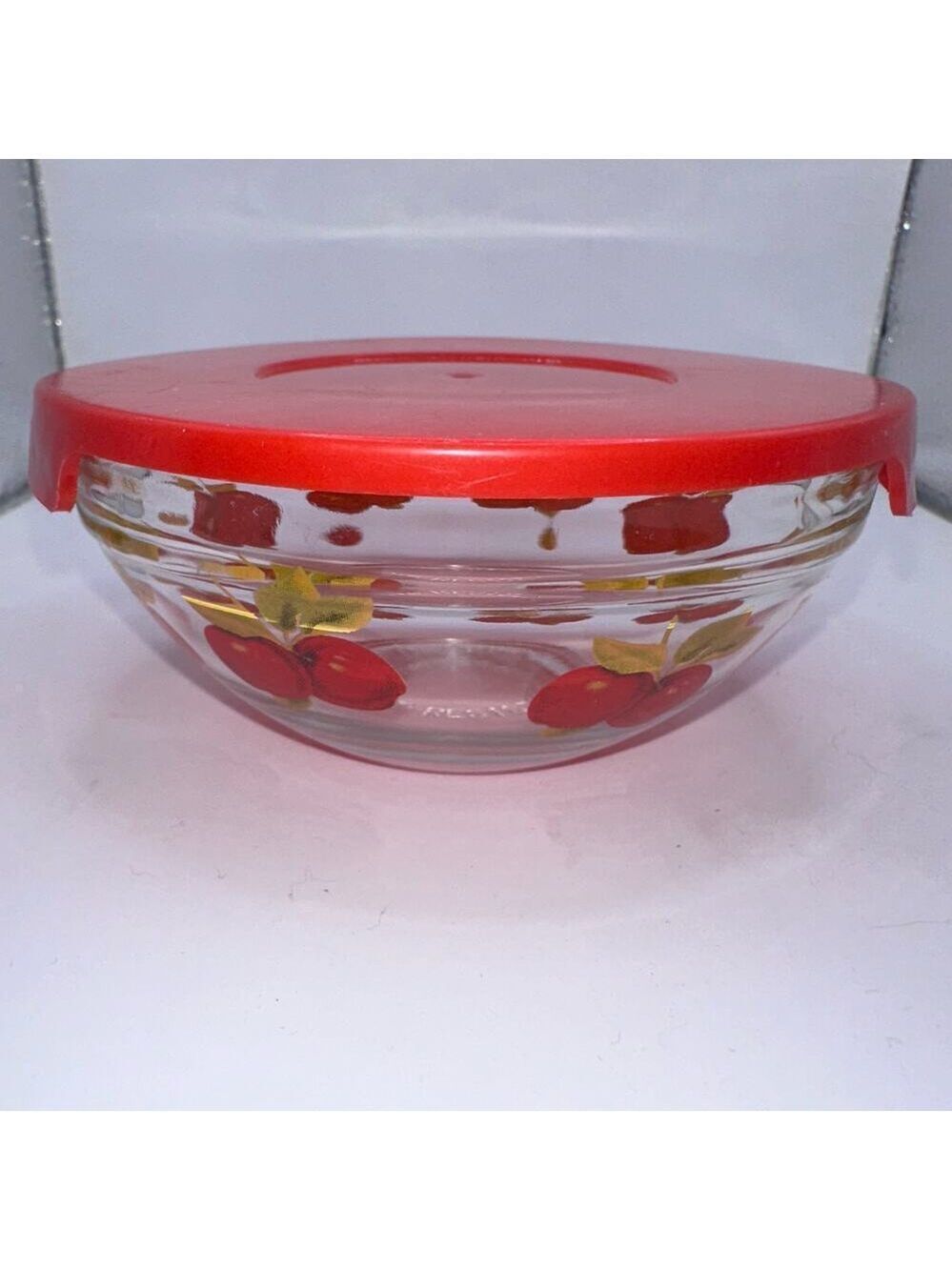 Vintage 1950’s Small Nesting Bowl With Apple Design and Red Lid